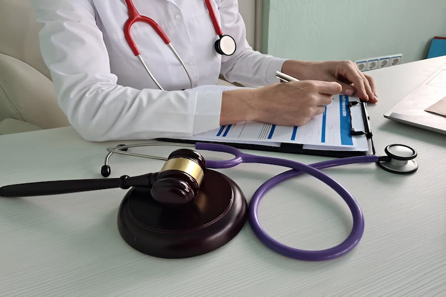 Medical Negligence Lawyer